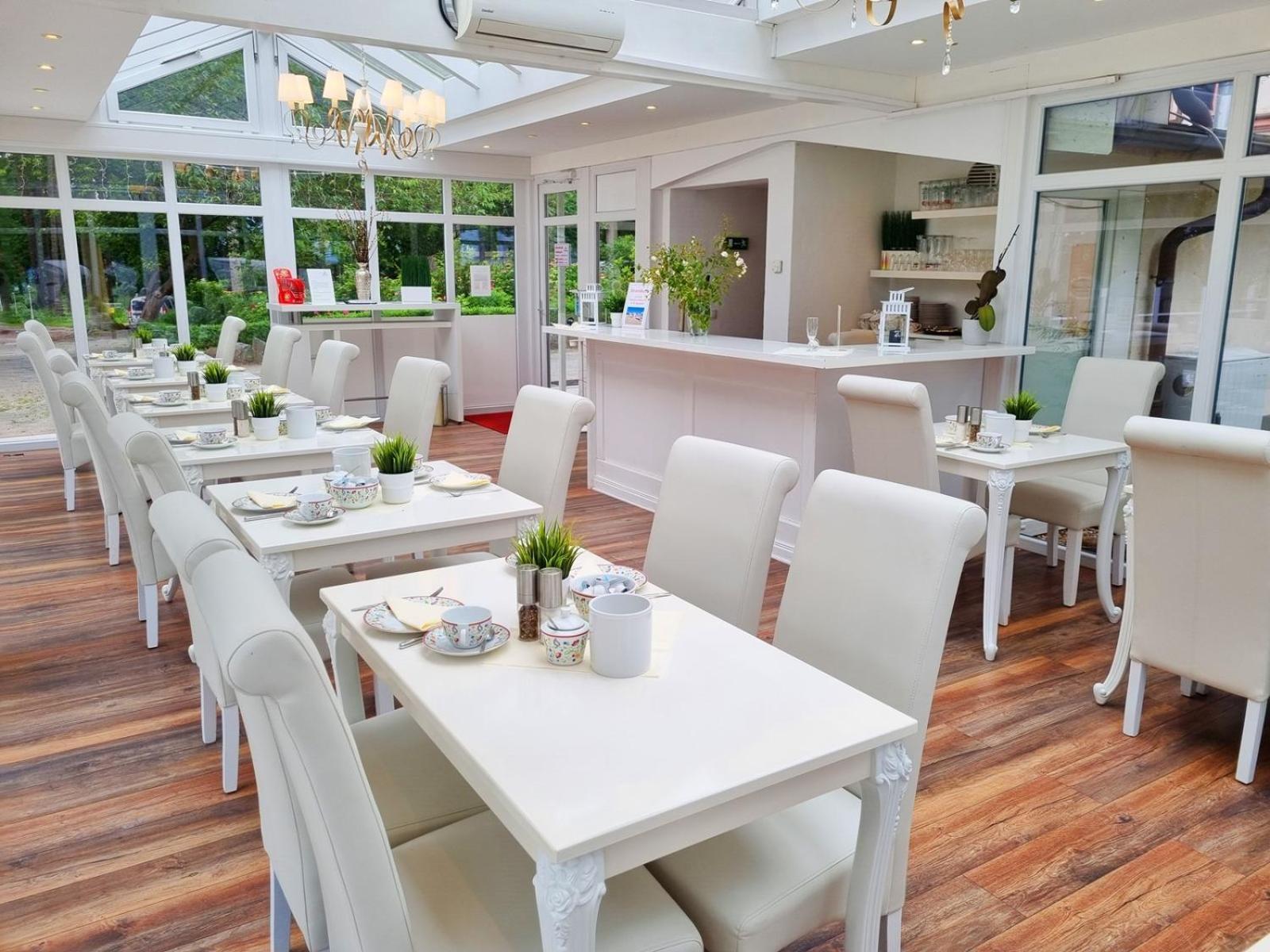 Strandhotel Lindequist Sellin  Εξωτερικό φωτογραφία